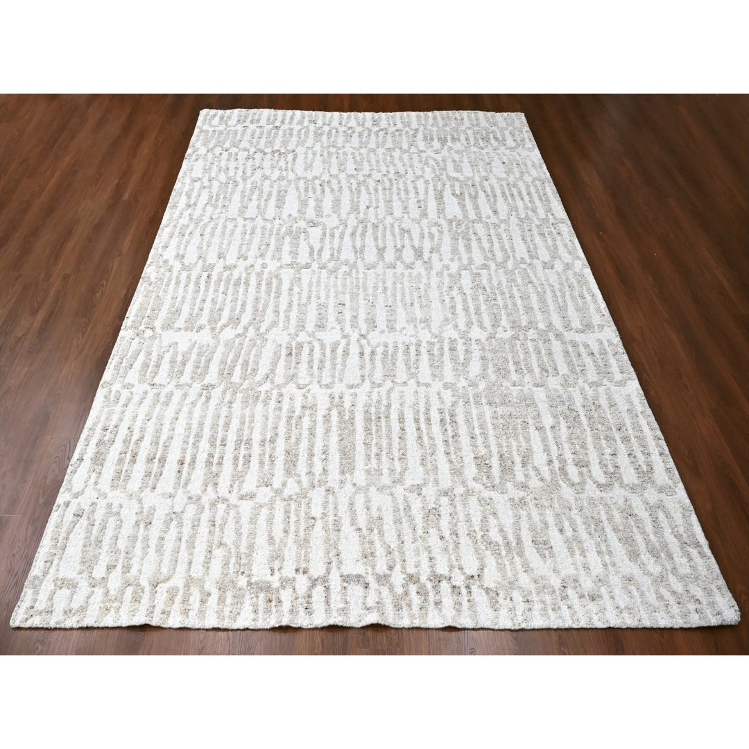 10'0" x 13'10" New Hand Knotted Ivory Wool Rectangle Oriental Rug - MOA10210349