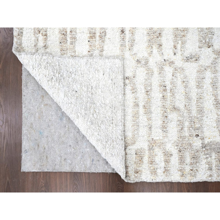 10'0" x 13'10" New Hand Knotted Ivory Wool Rectangle Oriental Rug - MOA10210349