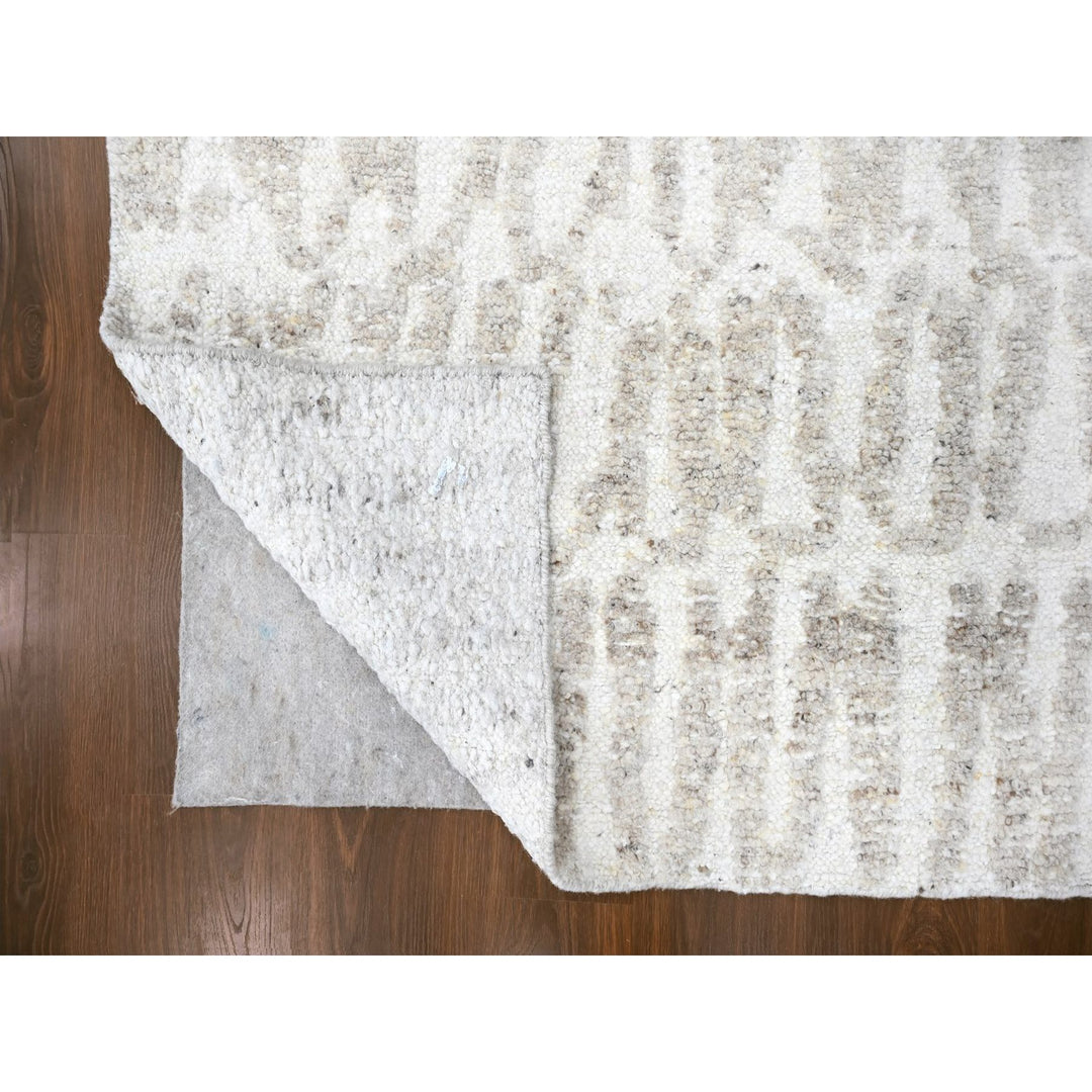 8'0" x 9'10" New Hand Knotted Ivory Wool Rectangle Oriental Rug - MOA10210350