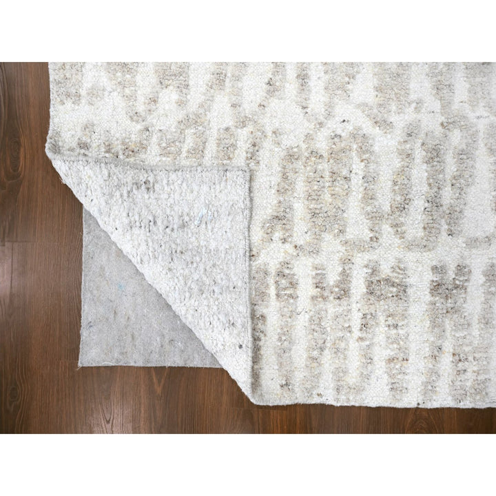 8'0" x 9'10" New Hand Knotted Ivory Wool Rectangle Oriental Rug - MOA10210350