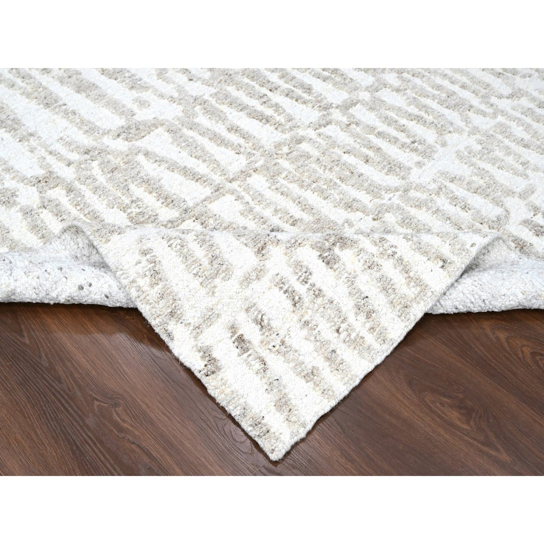 8'0" x 9'10" New Hand Knotted Ivory Wool Rectangle Oriental Rug - MOA10210350