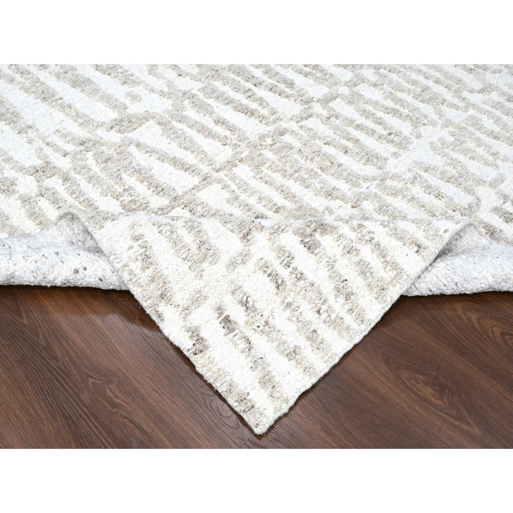 8'0" x 9'10" New Hand Knotted Ivory Wool Rectangle Oriental Rug - MOA10210350