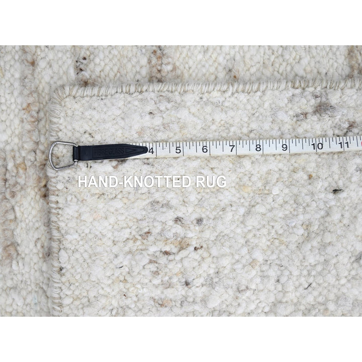 1'11" x 2'11" New Hand Knotted Ivory Wool Rectangle Oriental Rug - MOA10210353