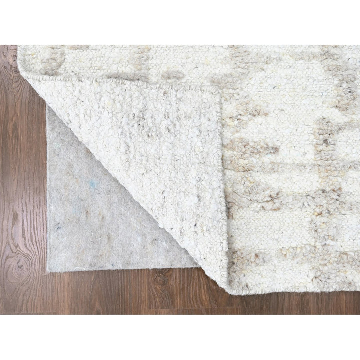 2'7" x 9'10" New Hand Knotted Ivory Wool Runner Oriental Rug - MOA10210354