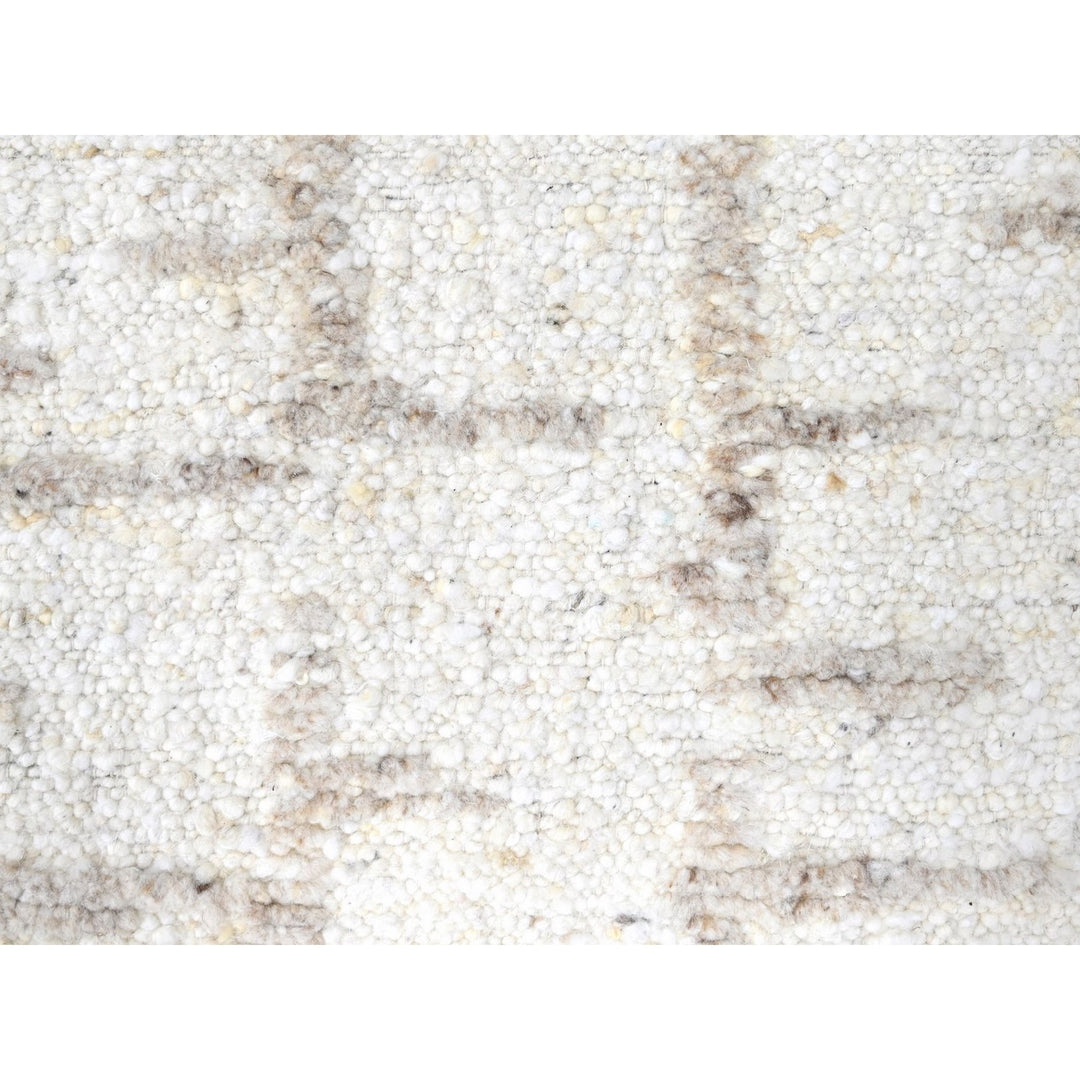 2'6" x 8'0" New Hand Knotted Ivory Wool Runner Oriental Rug - MOA10210357