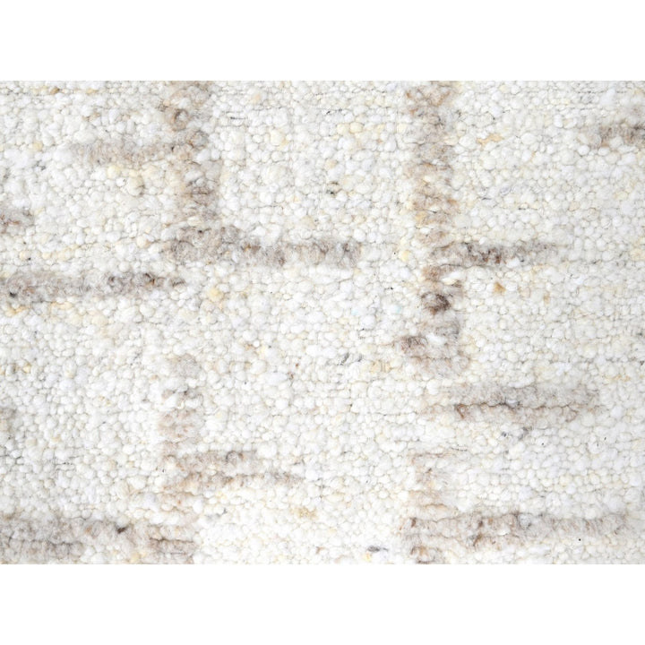 2'6" x 8'0" New Hand Knotted Ivory Wool Runner Oriental Rug - MOA10210357