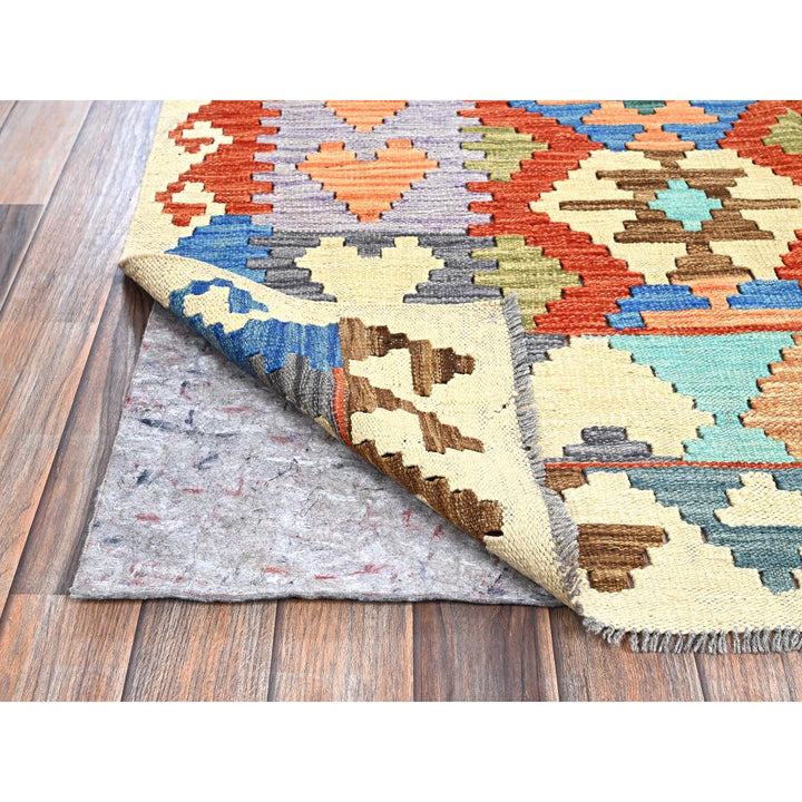 5'0" x 6'4" New Hand Woven Multicolored Wool Rectangle Oriental Rug - MOA1021205