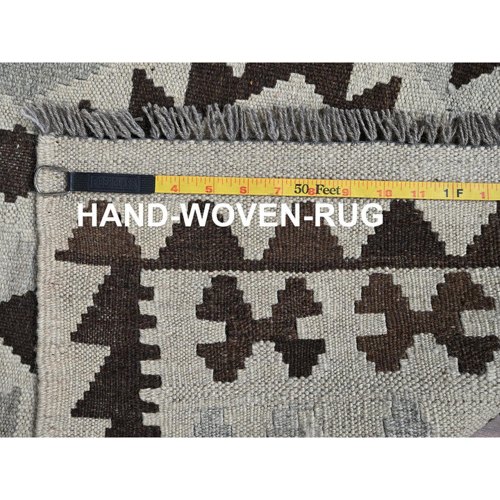 5'1" x 6'7" New Hand Woven Ivory Wool Rectangle Oriental Rug - MOA1021211