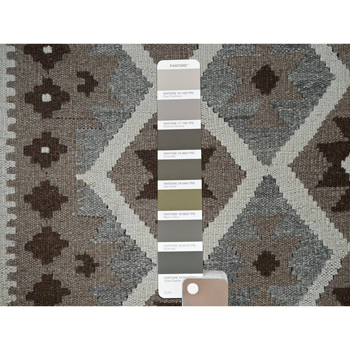 4'10" x 6'6" New Hand Woven Grey Wool Rectangle Oriental Rug - MOA1021245