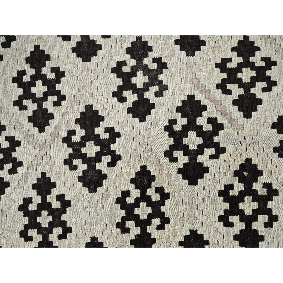 4'11" x 6'6" New Hand Woven Ivory Wool Rectangle Oriental Rug - MOA1021246