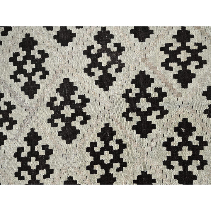 4'11" x 6'6" New Hand Woven Ivory Wool Rectangle Oriental Rug - MOA1021246