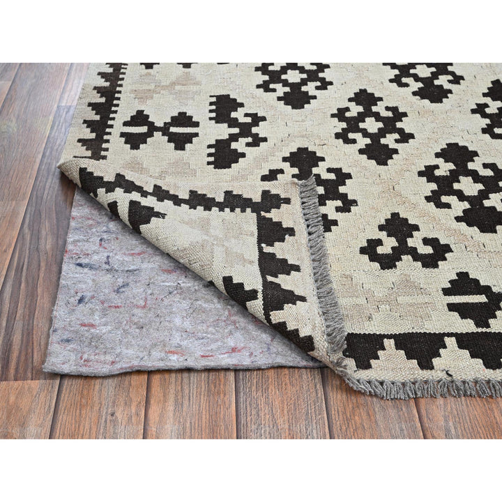 4'11" x 6'6" New Hand Woven Ivory Wool Rectangle Oriental Rug - MOA1021246