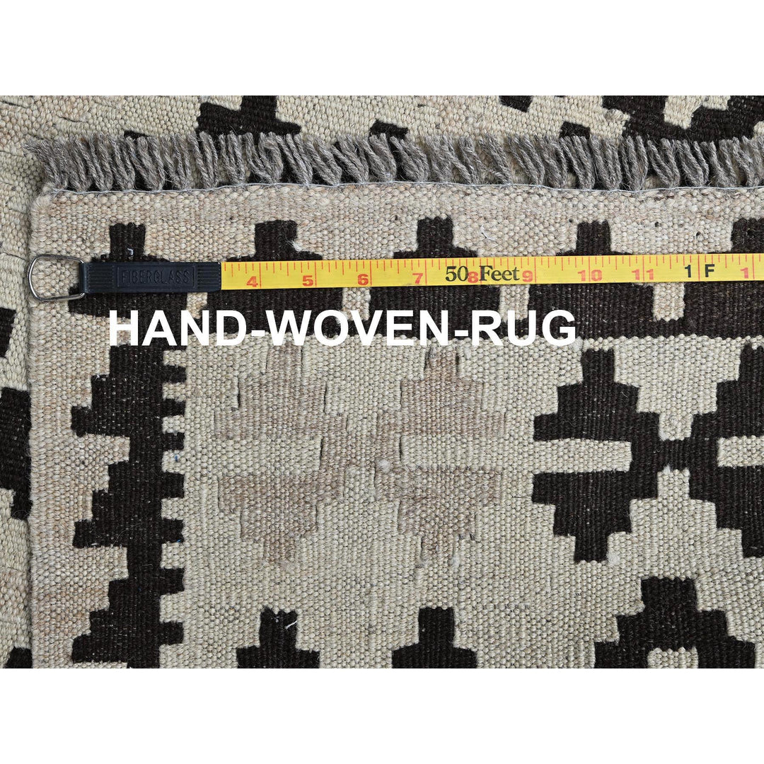 4'11" x 6'6" New Hand Woven Ivory Wool Rectangle Oriental Rug - MOA1021246