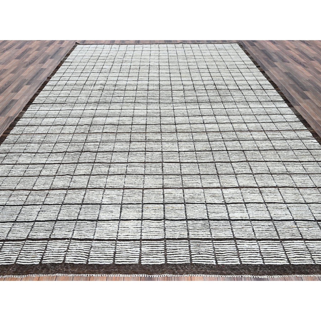 10'5" x 13'8" New Hand Knotted Ivory Wool Rectangle Oriental Rug - MOA1021341