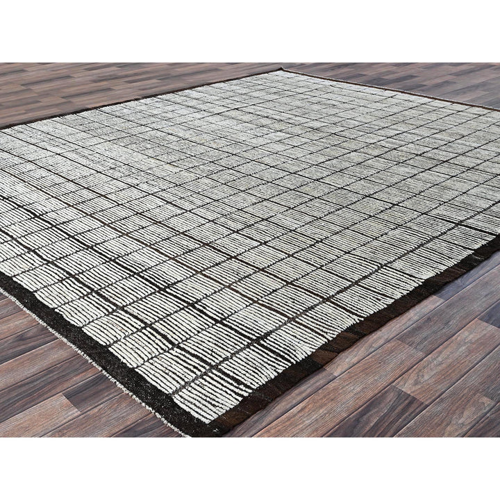 8'4" x 9'10" New Hand Knotted Ivory Wool Rectangle Oriental Rug - MOA1021377
