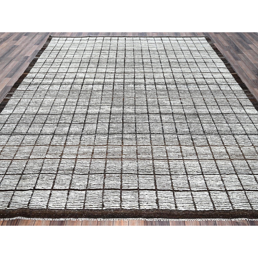 8'9" x 9'10" New Hand Knotted Ivory Wool Rectangle Oriental Rug - MOA1021378