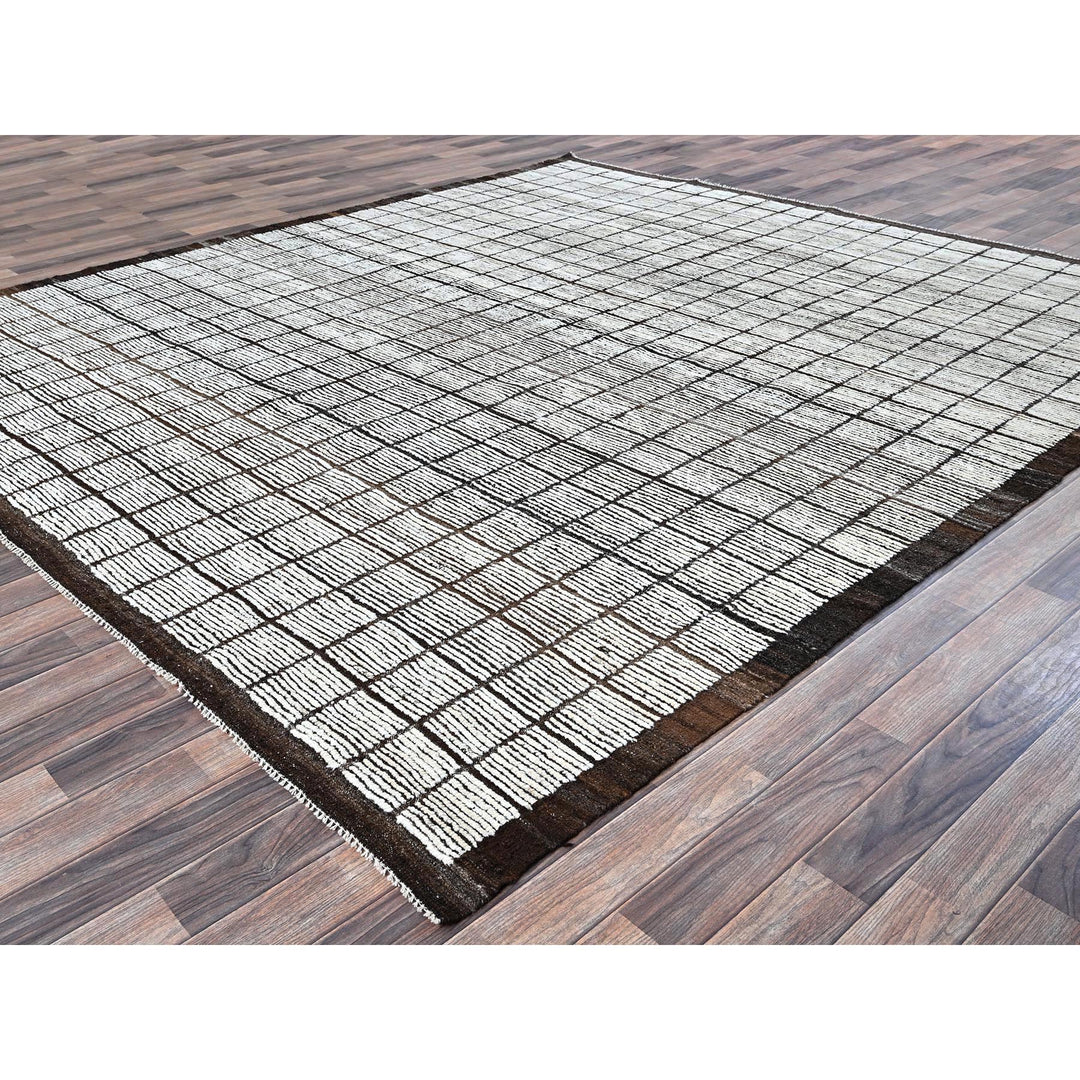 8'9" x 9'10" New Hand Knotted Ivory Wool Rectangle Oriental Rug - MOA1021378