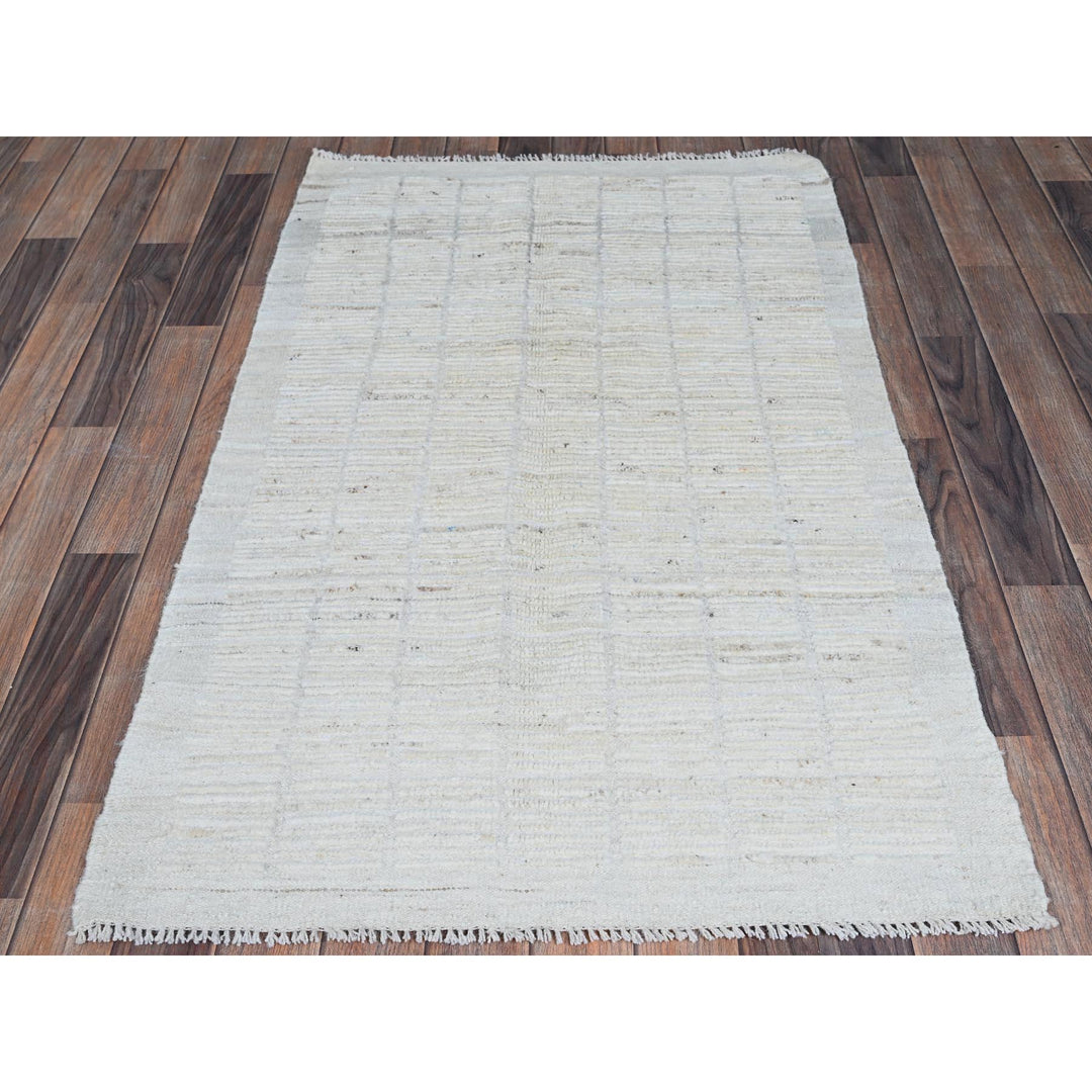 2'11" x 4'11" New Hand Knotted Ivory Wool Rectangle Oriental Rug - MOA1021382