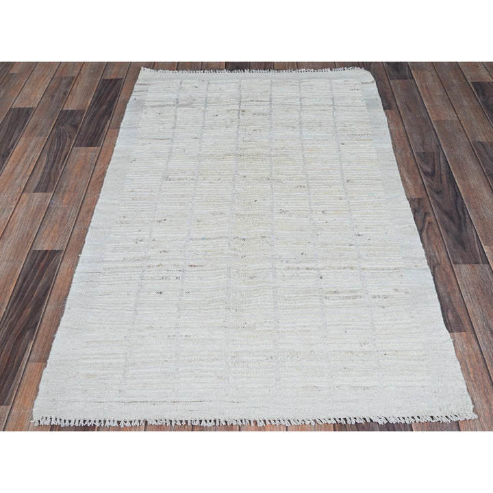 2'11" x 4'11" New Hand Knotted Ivory Wool Rectangle Oriental Rug - MOA1021382