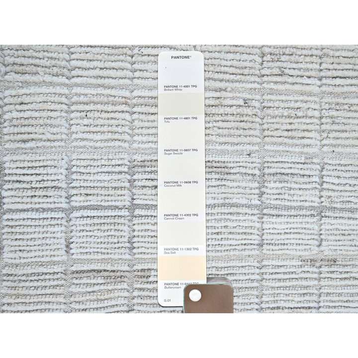 2'11" x 5'0" New Hand Knotted Ivory Wool Rectangle Oriental Rug - MOA1021383