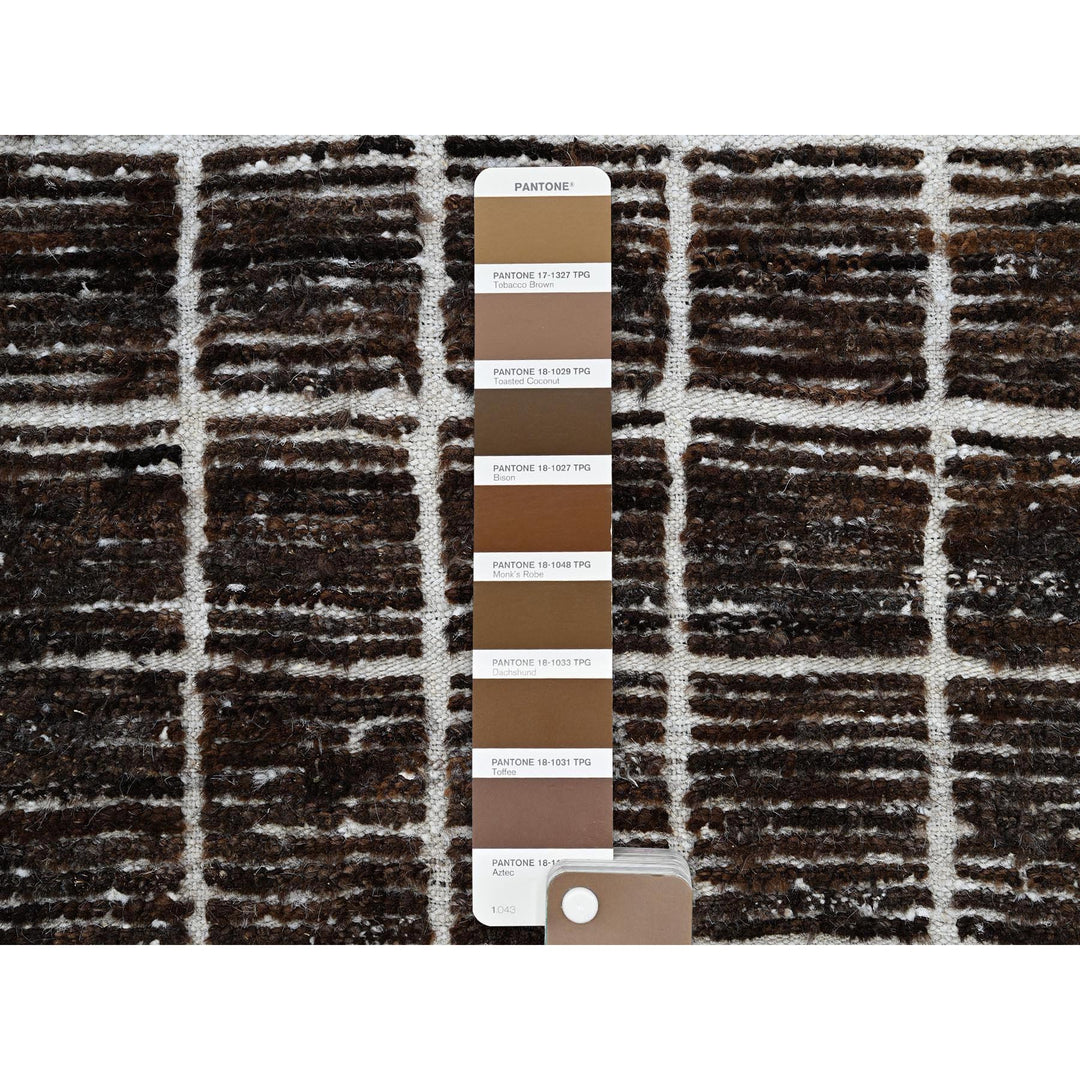 2'1" x 2'7" New Hand Knotted Brown Wool Rectangle Oriental Rug - MOA1021389
