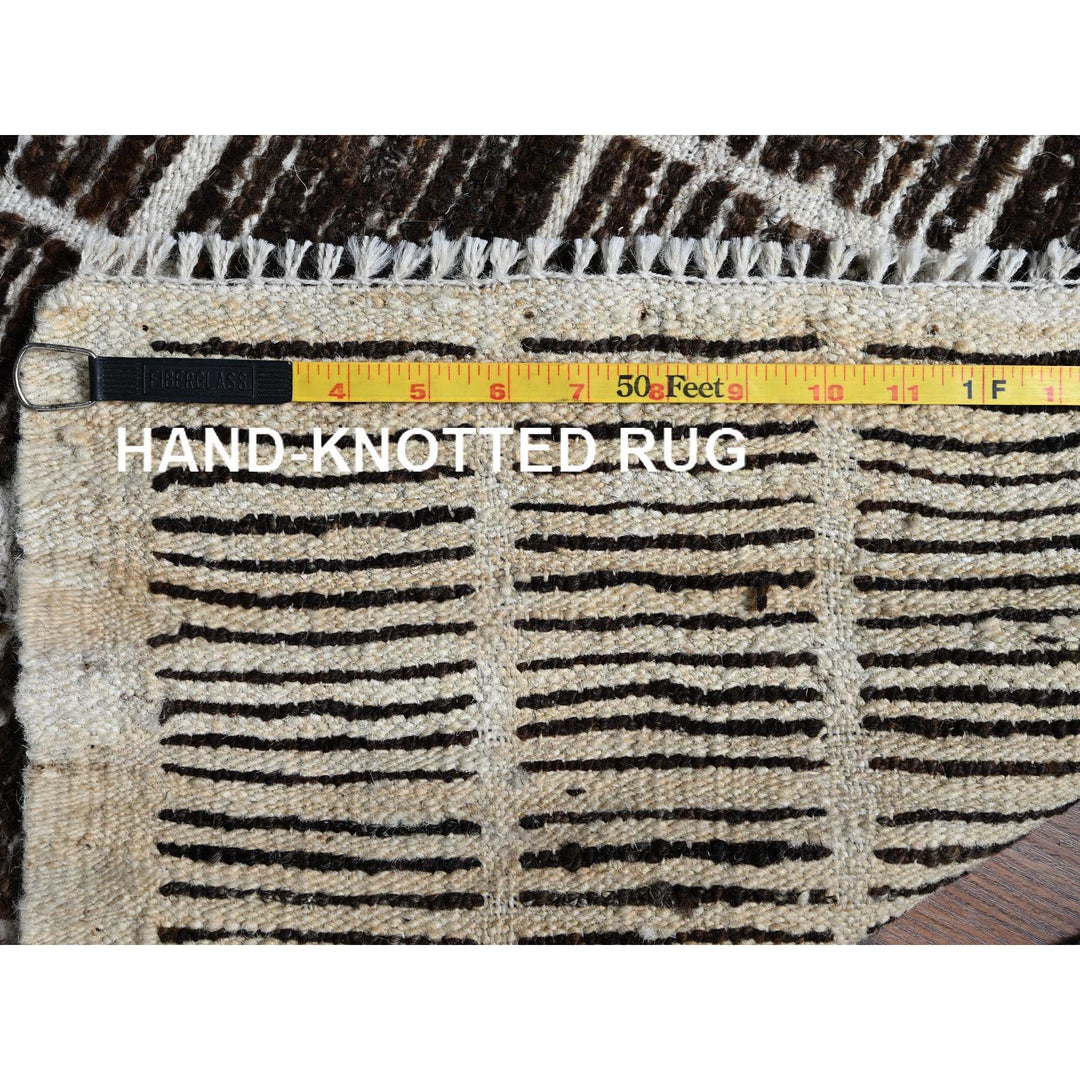 2'1" x 2'7" New Hand Knotted Brown Wool Rectangle Oriental Rug - MOA1021389