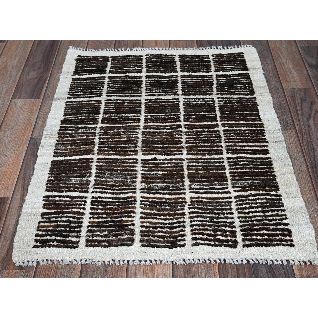 2'1" x 2'8" New Hand Knotted Brown Wool Rectangle Oriental Rug - MOA1021390