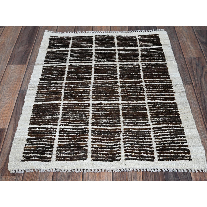 2'1" x 2'8" New Hand Knotted Brown Wool Rectangle Oriental Rug - MOA1021390
