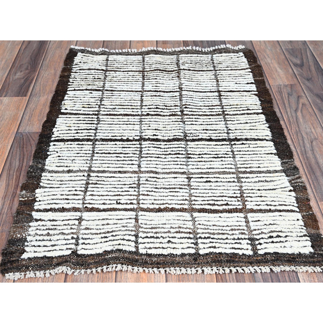 2'1" x 2'11" New Hand Knotted Ivory Wool Rectangle Oriental Rug - MOA1021393