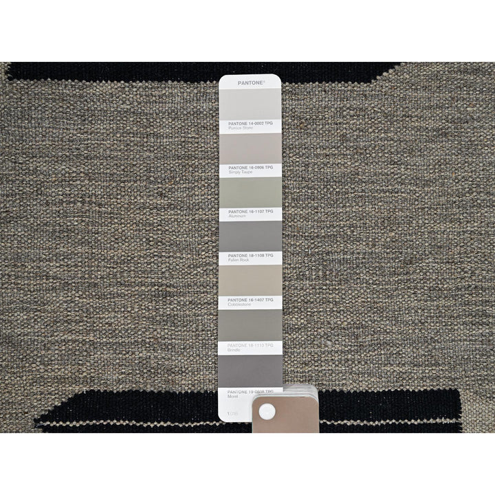 8'1" x 9'10" New Hand Woven Grey Wool Rectangle Oriental Rug - MOA1021410
