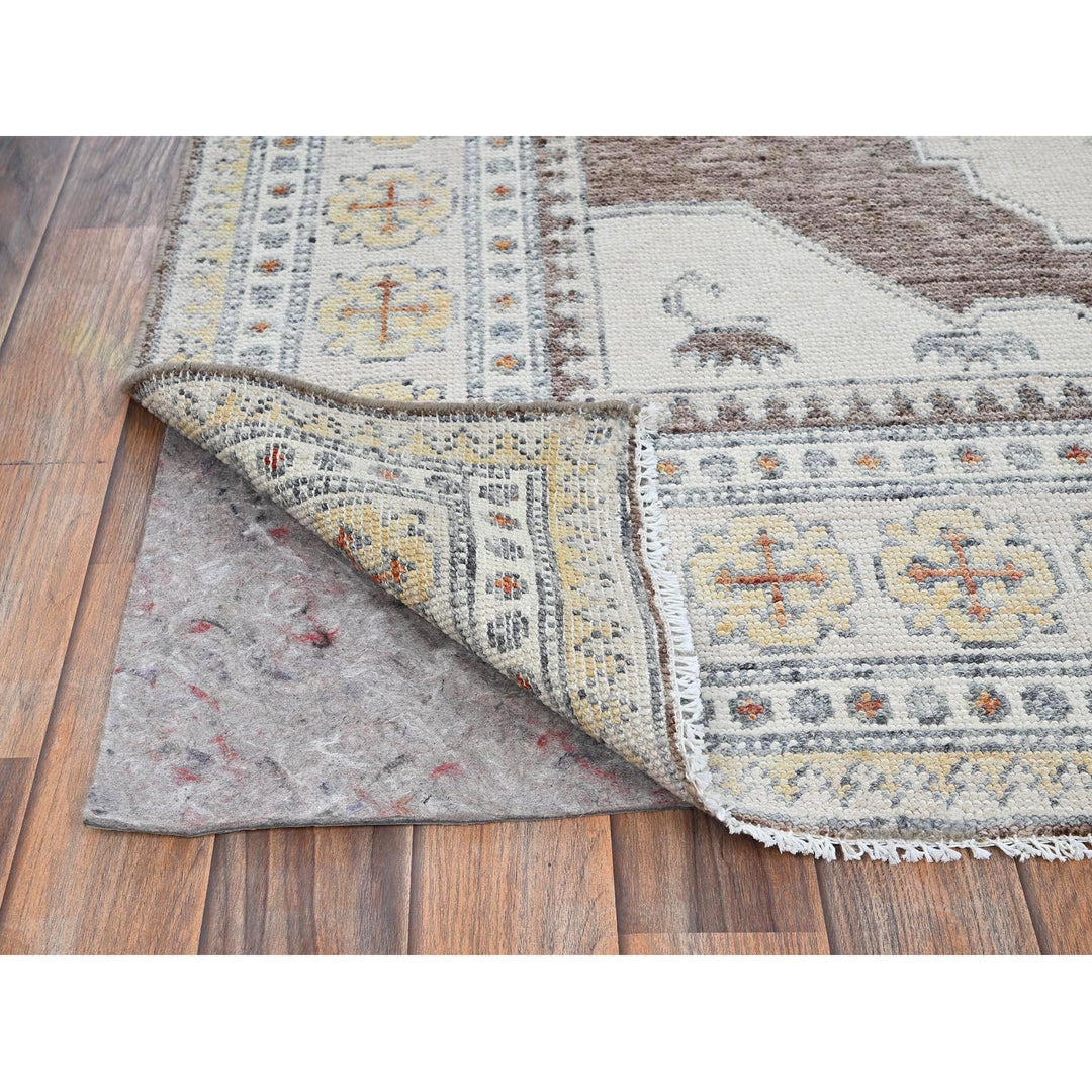 4'10" x 6'11" New Hand Knotted Brown Wool Rectangle Oriental Rug - MOA1021417