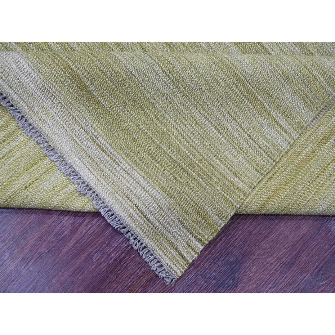 8'8" x 12'0" New Hand Woven Green Wool Rectangle Oriental Rug - MOA10220097