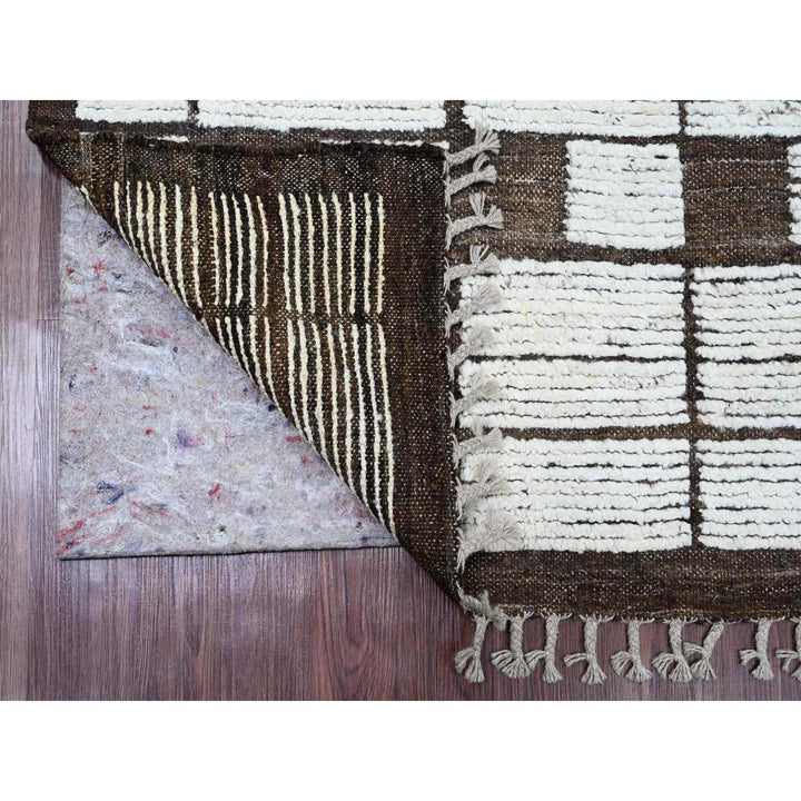 6'4" x 8'11" New Hand Knotted Brown Wool Rectangle Oriental Rug - MOA10220421