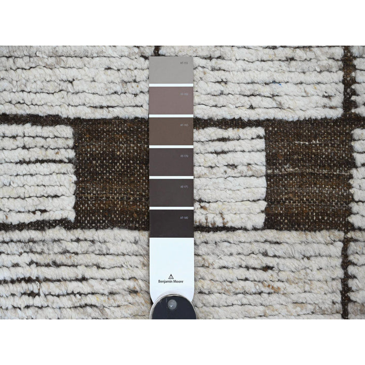 6'4" x 8'11" New Hand Knotted Brown Wool Rectangle Oriental Rug - MOA10220421