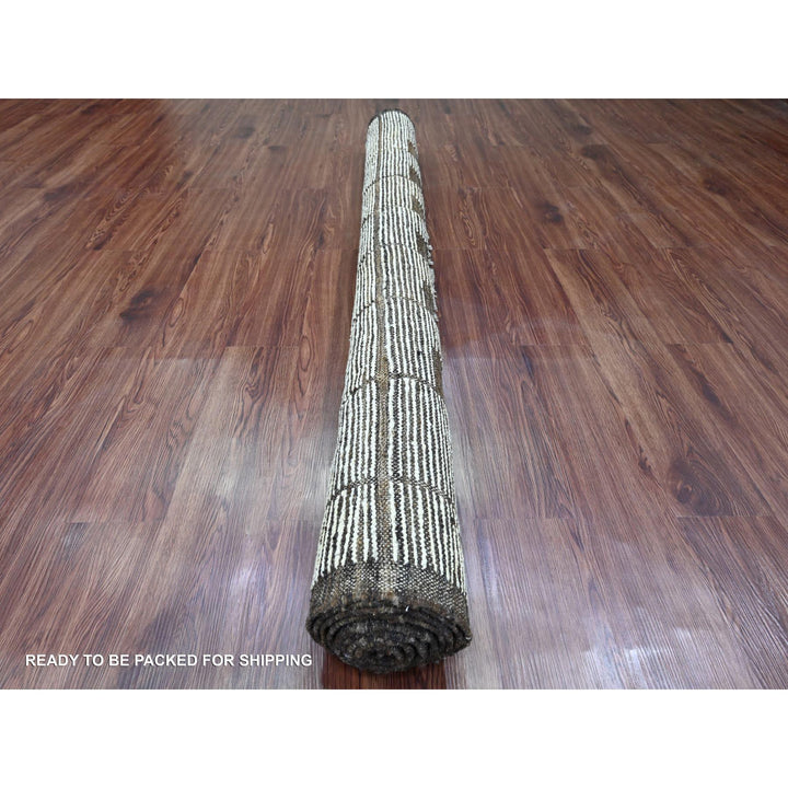 6'4" x 8'11" New Hand Knotted Brown Wool Rectangle Oriental Rug - MOA10220421