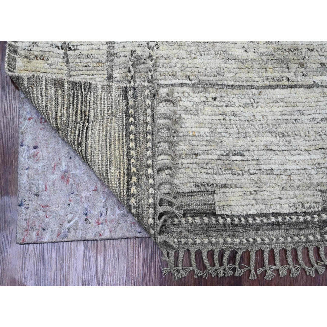 6'2" x 9'0" New Hand Knotted Grey Wool Rectangle Oriental Rug - MOA10220423