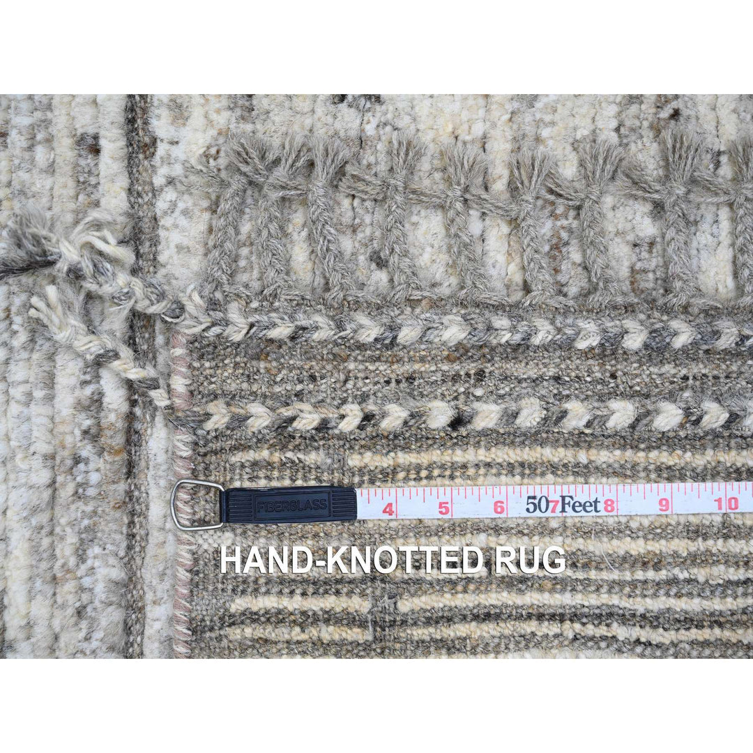 6'2" x 9'0" New Hand Knotted Grey Wool Rectangle Oriental Rug - MOA10220423