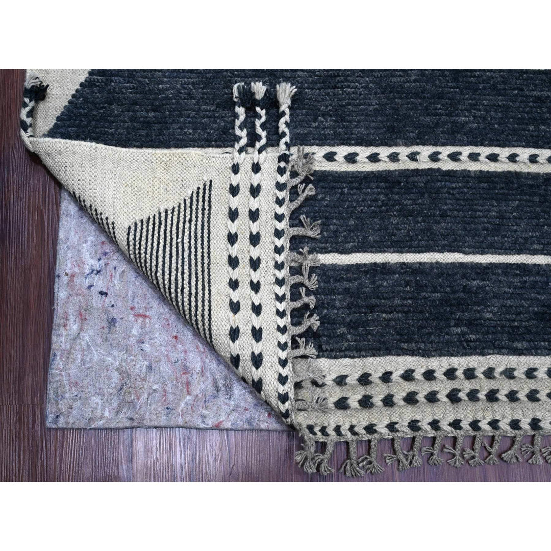 10'4" x 14'2" New Hand Knotted Black Wool Rectangle Oriental Rug - MOA10220523