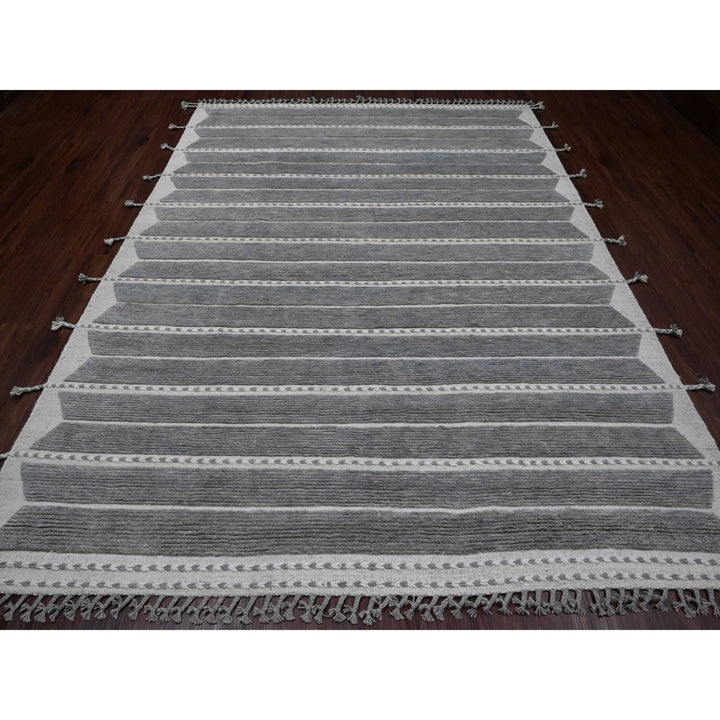 8'0" x 10'7" New Hand Knotted Grey Wool Rectangle Oriental Rug - MOA10220526