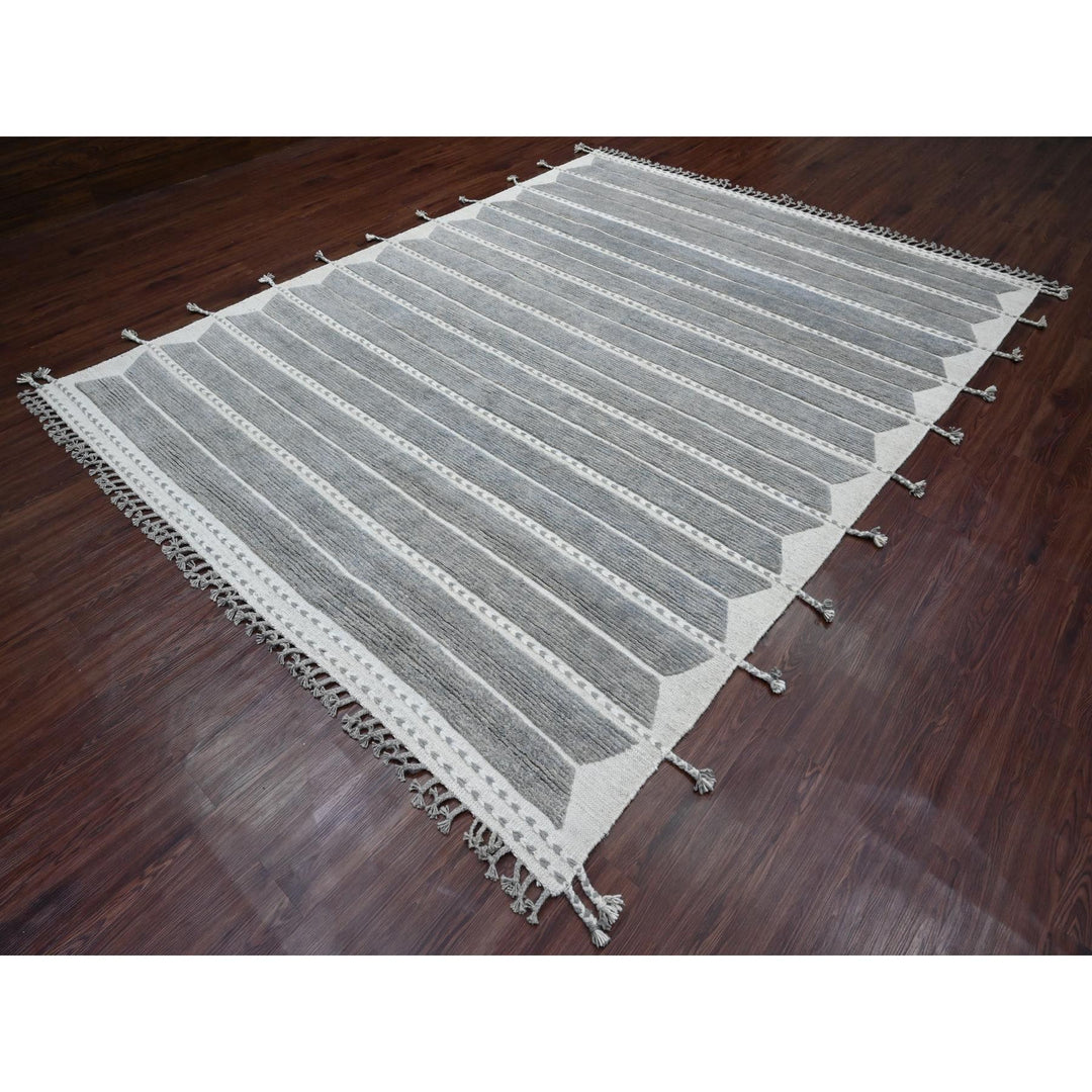 8'0" x 10'7" New Hand Knotted Grey Wool Rectangle Oriental Rug - MOA10220526