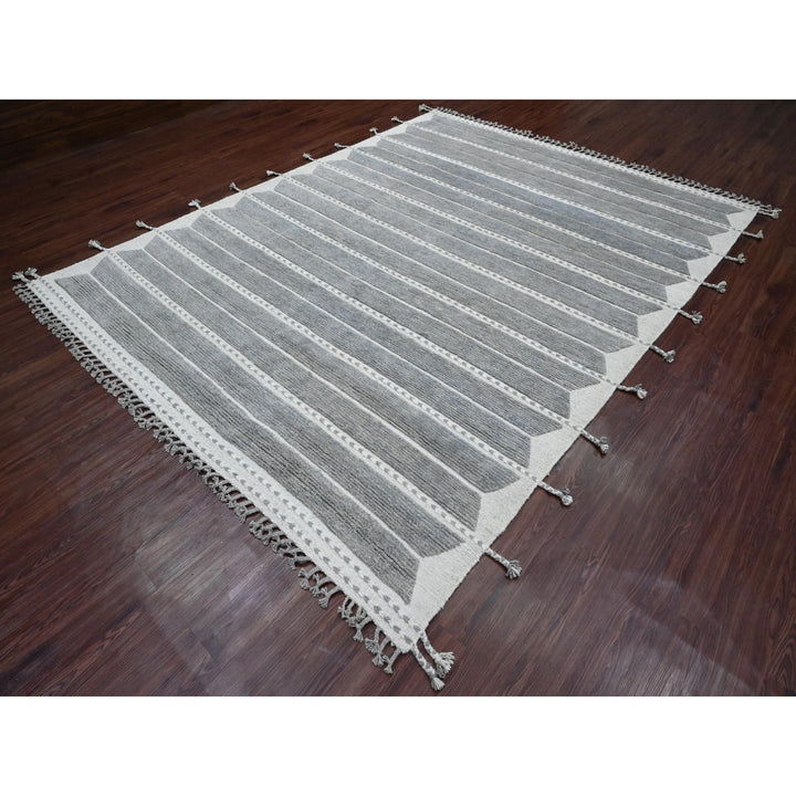 8'0" x 10'7" New Hand Knotted Grey Wool Rectangle Oriental Rug - MOA10220526