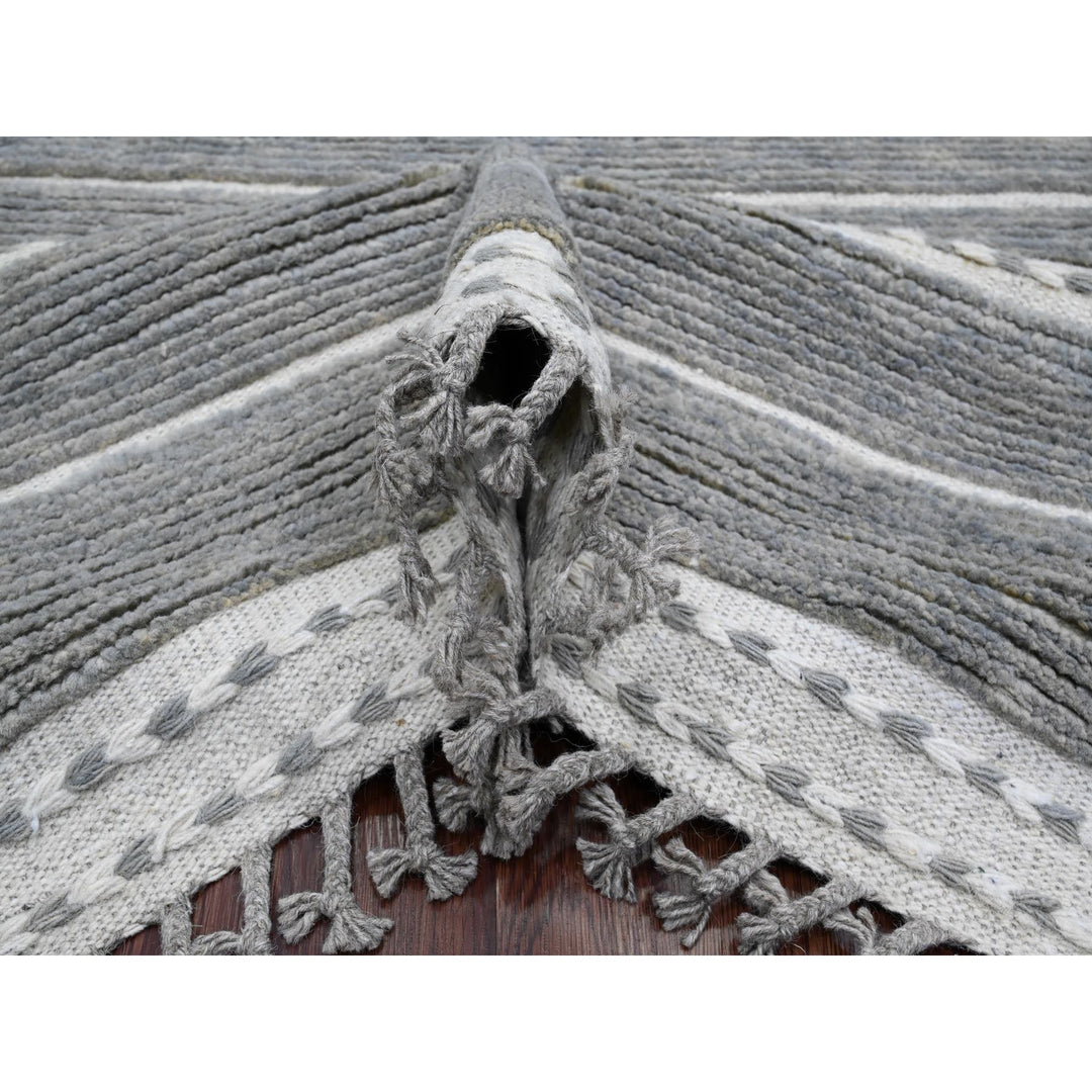 8'0" x 10'7" New Hand Knotted Grey Wool Rectangle Oriental Rug - MOA10220526