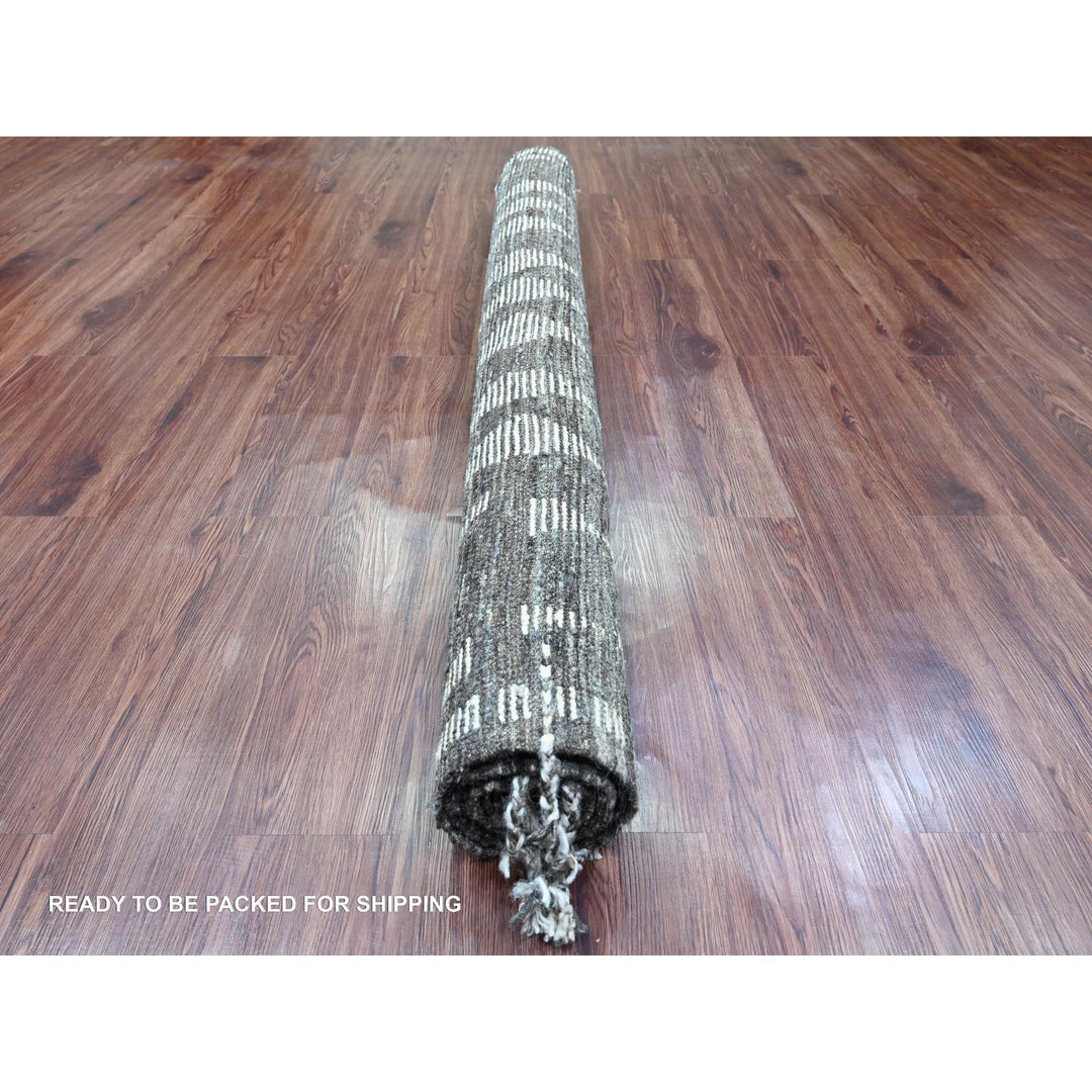 5'6" x 8'0" New Hand Knotted Grey Wool Rectangle Oriental Rug - MOA10220546