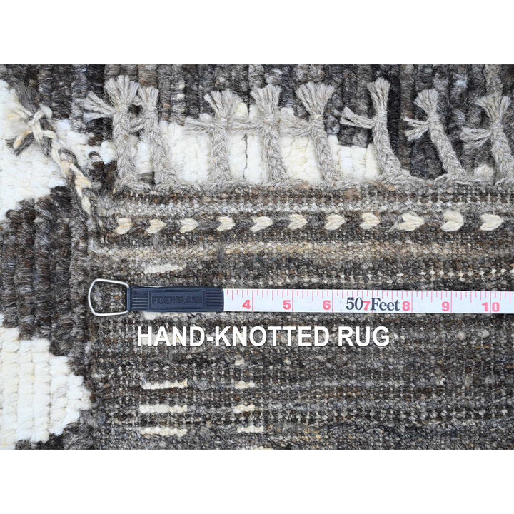 5'6" x 8'0" New Hand Knotted Grey Wool Rectangle Oriental Rug - MOA10220546