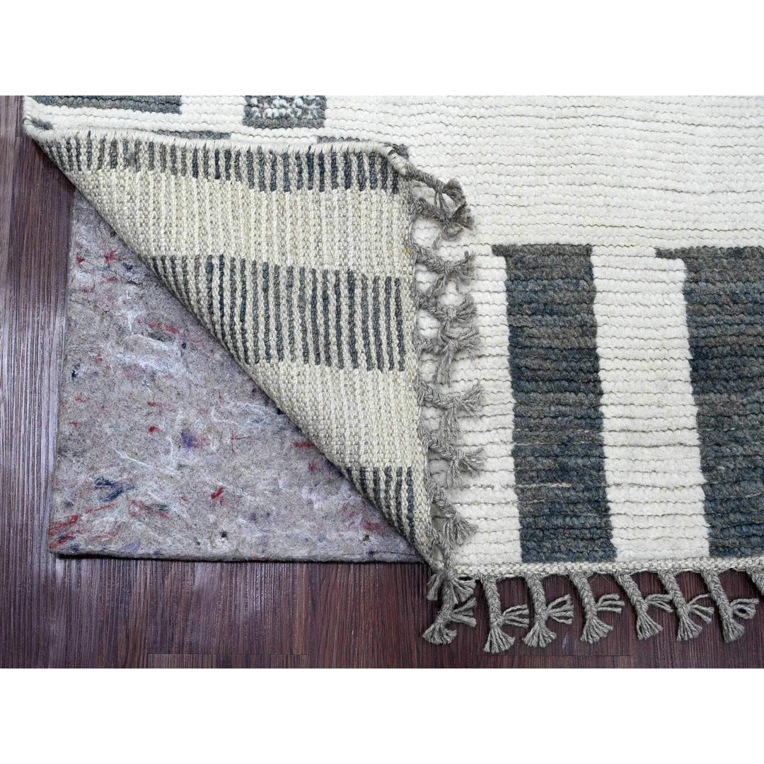 6'1" x 9'1" New Hand Knotted Ivory Wool Rectangle Oriental Rug - MOA10220547