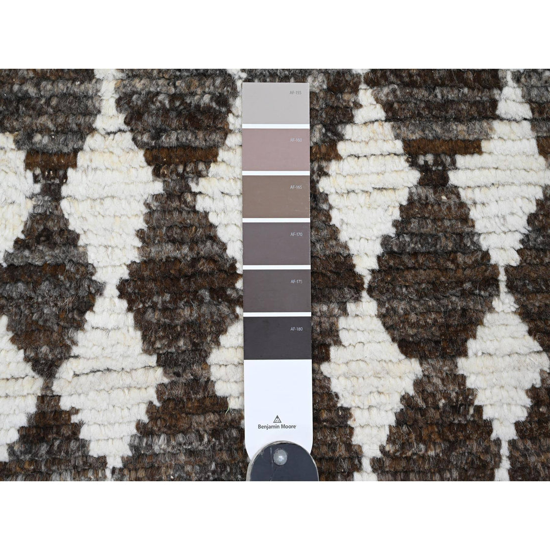 4'1" x 5'6" New Hand Knotted Brown Wool Rectangle Oriental Rug - MOA10220745