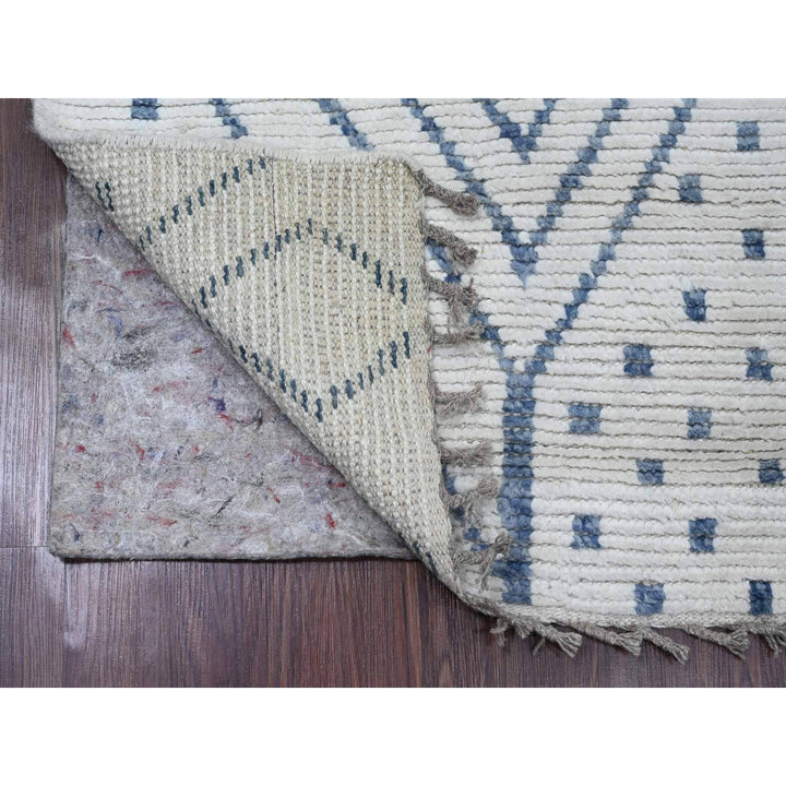 2'5" x 10'6" New Hand Knotted Ivory Wool Runner Oriental Rug - MOA10220748