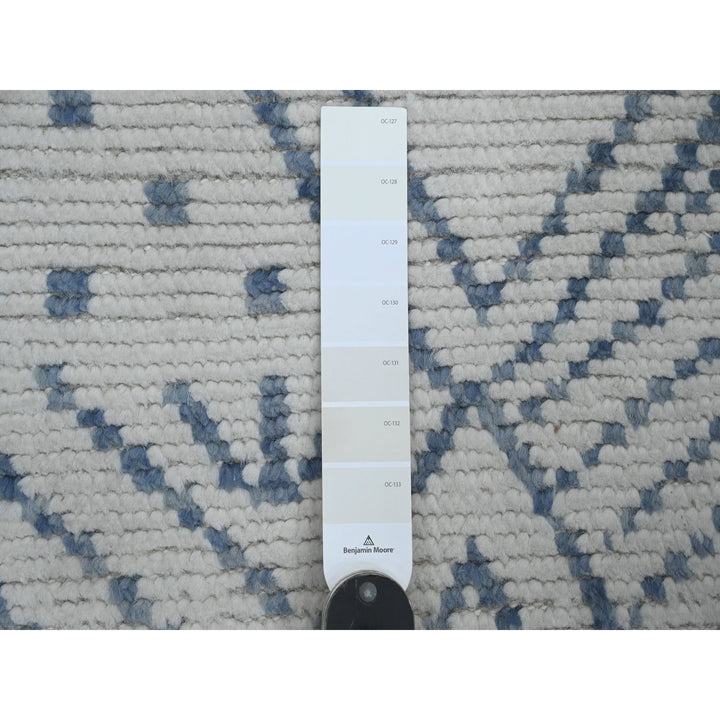 2'5" x 10'6" New Hand Knotted Ivory Wool Runner Oriental Rug - MOA10220748