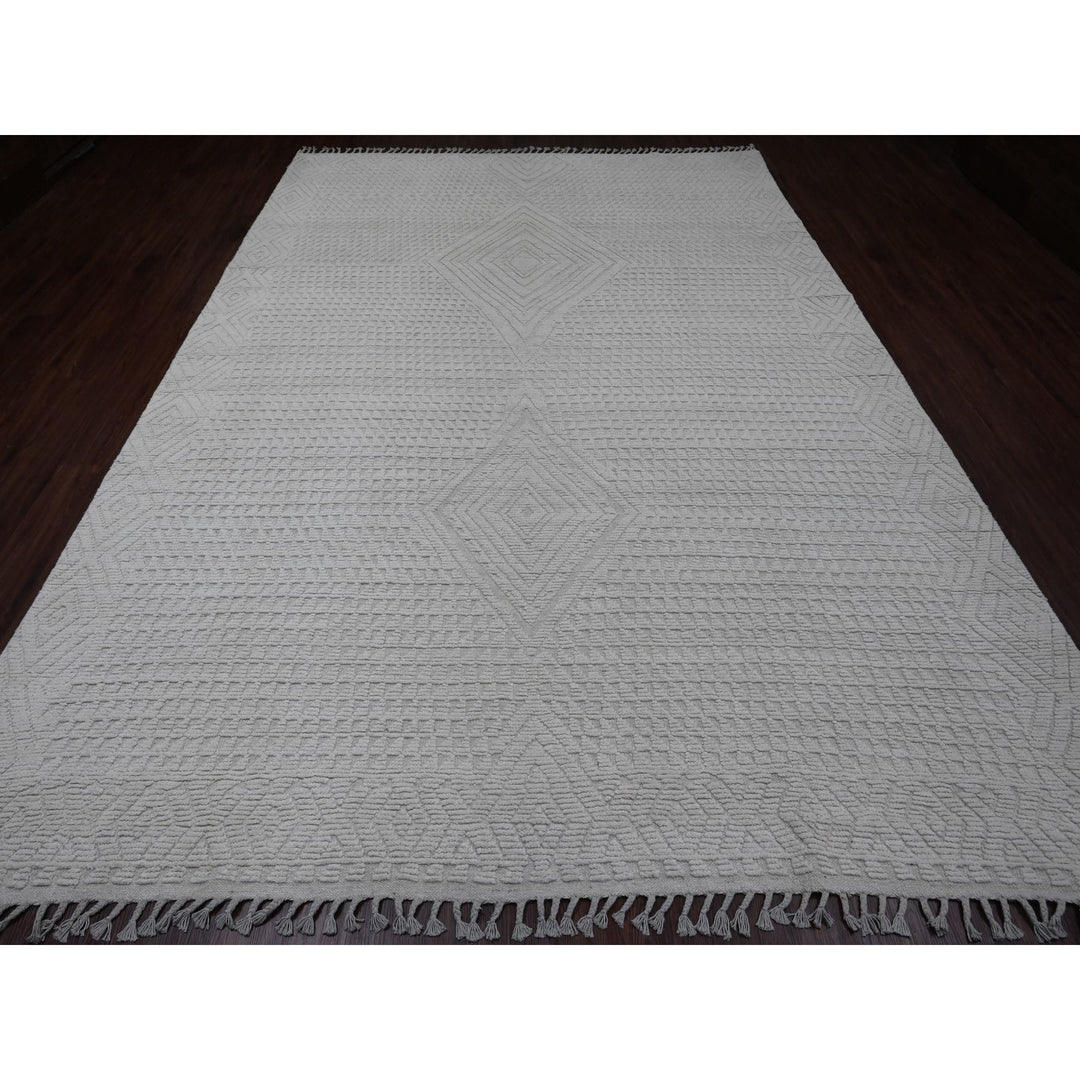 8'10" x 12'8" New Hand Knotted Ivory Wool Rectangle Oriental Rug - MOA10220833