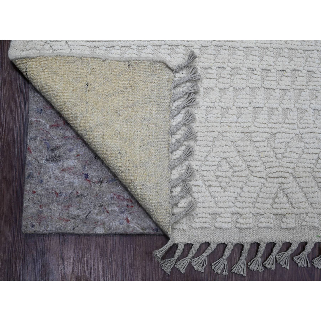8'10" x 12'8" New Hand Knotted Ivory Wool Rectangle Oriental Rug - MOA10220833